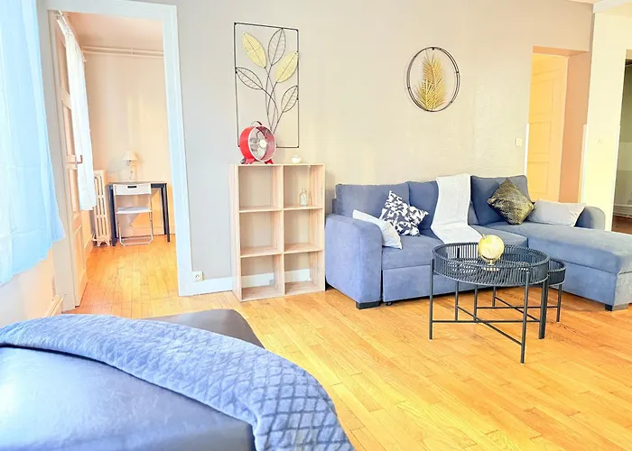 Apartament Escale 11 *